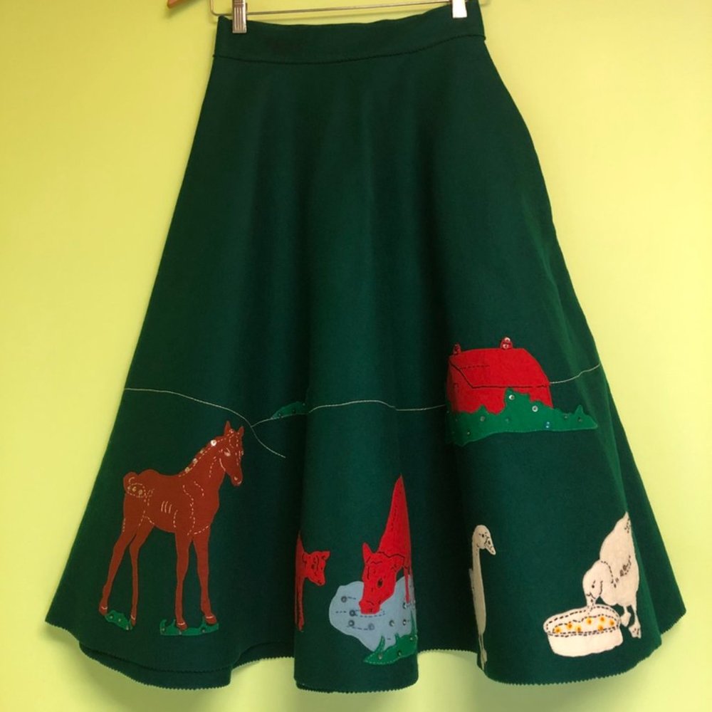 Real 50s wool felt circle skirt. Clean. Impeccable.